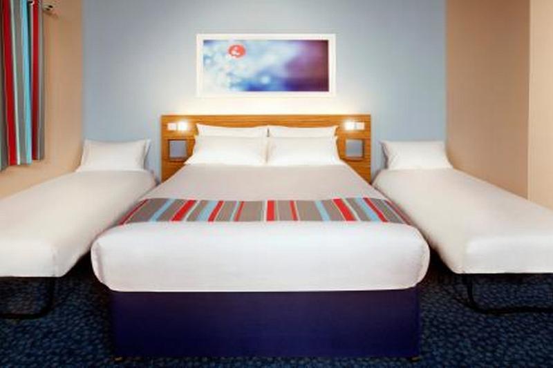 Travelodge Eastleigh Central Exteriér fotografie